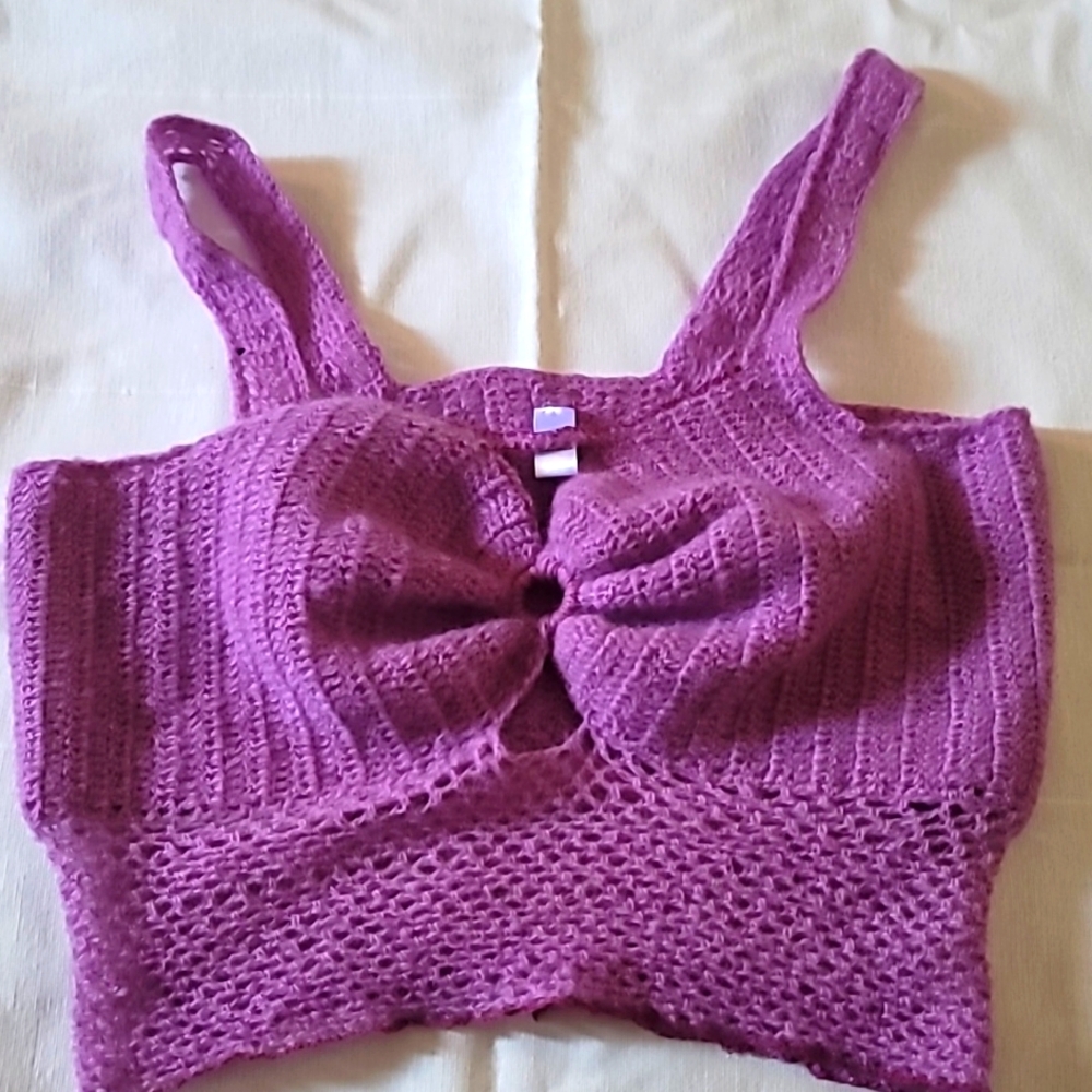 Crop top. PINK.